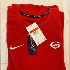 Nike - Cincinnati Reds - MLB Large pullover NWT.